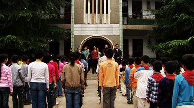 石榴树上结樱桃剧照的剧照