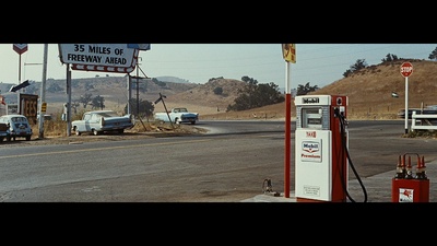 疯狂世界剧照的剧照