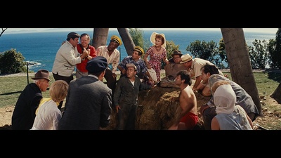 疯狂世界剧照的剧照