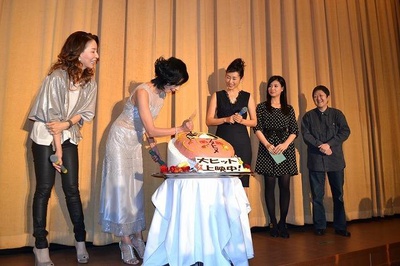 中年妇女摇滚团剧照的剧照