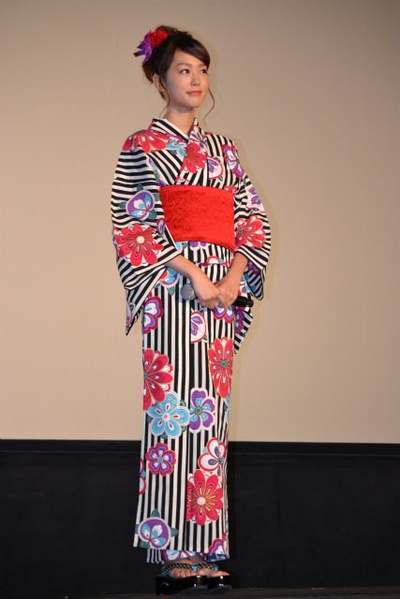 100次哭泣剧照的剧照