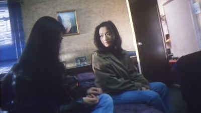 霓虹光管高高挂之女子公寓剧照的剧照