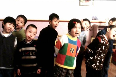 缉毒警花格日勒剧照的剧照