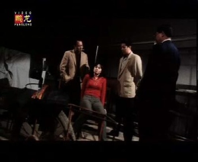 缉毒警花格日勒剧照的剧照