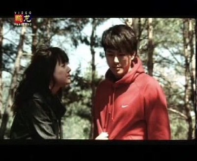 缉毒警花格日勒剧照的剧照