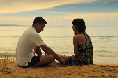 某人的妻子在某人的丈夫的船上剧照的剧照