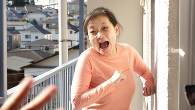 噪音女士剧照的剧照