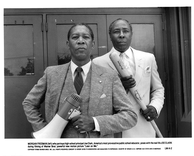 铁腕校长剧照的剧照