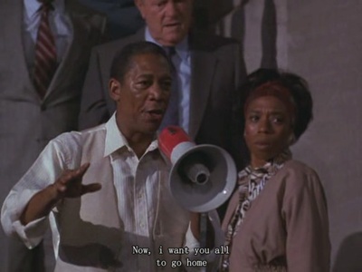 铁腕校长剧照的剧照