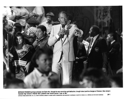 铁腕校长剧照的剧照