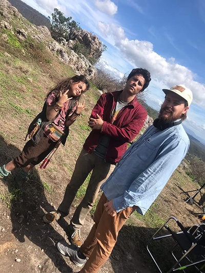 爱与怪物剧照的剧照