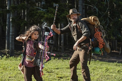 爱与怪物剧照的剧照