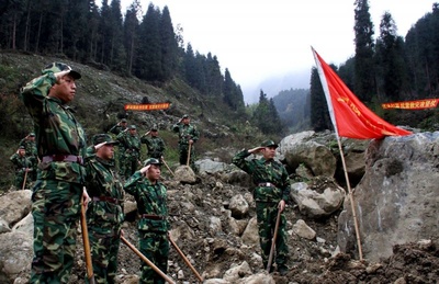 大震撼剧照的剧照