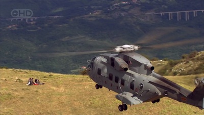 伟大工程巡礼：超级直升机剧照的剧照