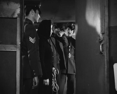 重建剧照的剧照