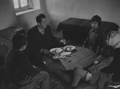 重建剧照的剧照