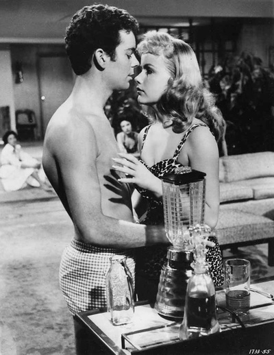 中学机密剧照的剧照