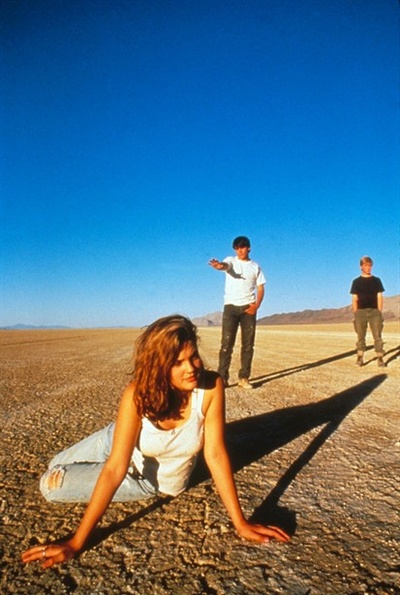 离乡恨剧照的剧照