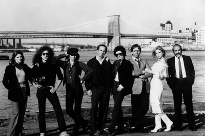 哄堂大笑剧照的剧照