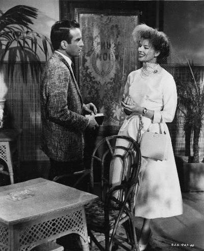 夏日痴魂剧照的剧照