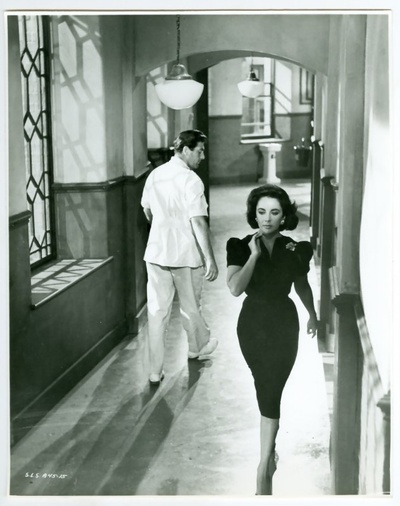 夏日痴魂剧照的剧照