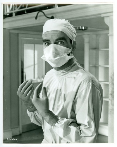 夏日痴魂剧照的剧照