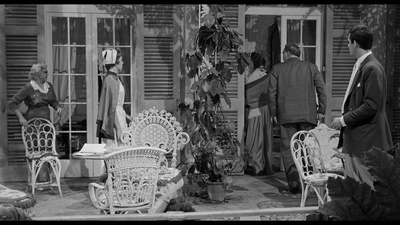 夏日痴魂剧照的剧照