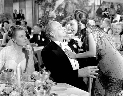 玉女嬉春剧照的剧照