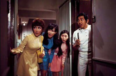 玉女嬉春剧照的剧照