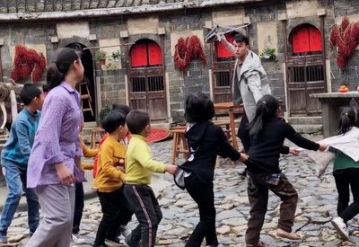 婚前故事剧照的剧照