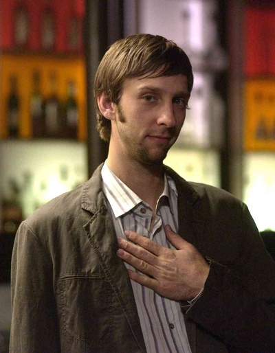 爱上野猪妹剧照的剧照