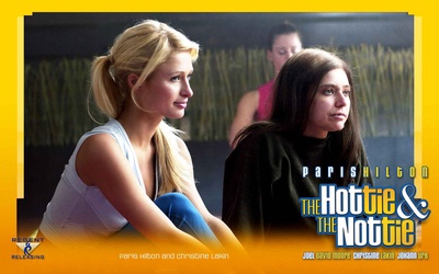 爱上野猪妹剧照的剧照