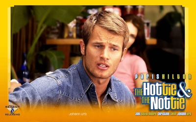 爱上野猪妹剧照的剧照