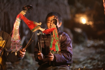 一个人的皮影戏剧照的剧照