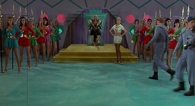 月亮中的亚马逊女人剧照的剧照