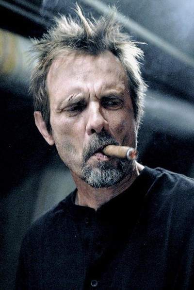 隔绝剧照的剧照