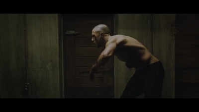 隔绝剧照的剧照