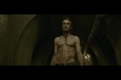 隔绝剧照的剧照