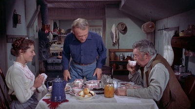 寻求庇护剧照的剧照