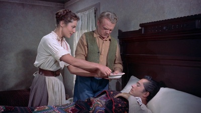 寻求庇护剧照的剧照