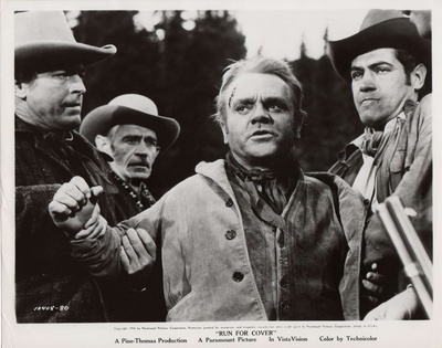 寻求庇护剧照的剧照