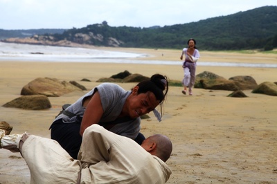 不肯去观音剧照的剧照