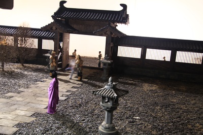 不肯去观音剧照的剧照