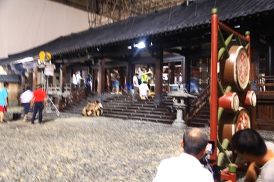 不肯去观音剧照的剧照