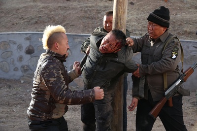 枪过境剧照的剧照