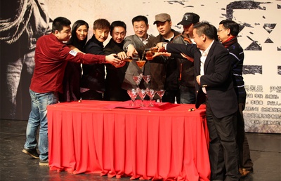 枪过境剧照的剧照