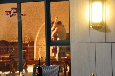 密室之不可靠岸剧照的剧照