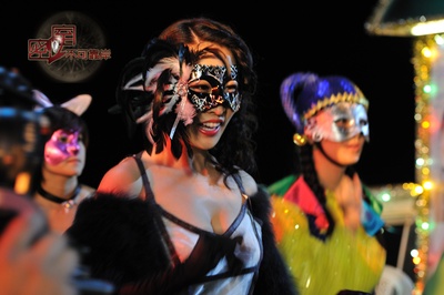 密室之不可靠岸剧照的剧照