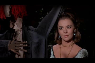 蓬门碧玉红颜泪剧照的剧照