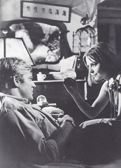 蓬门碧玉红颜泪剧照的剧照